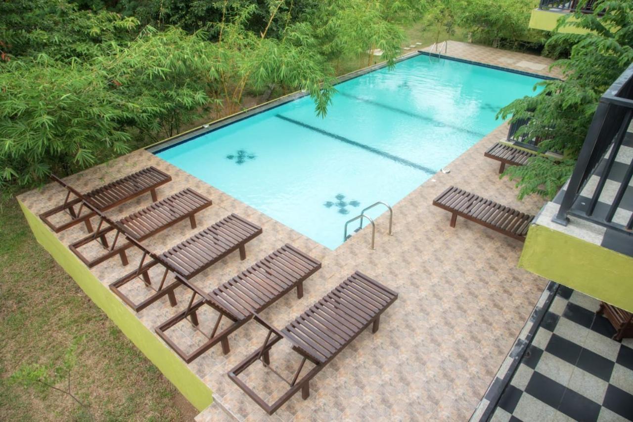 Hotel Golden Ray Dambulla Eksteriør bilde