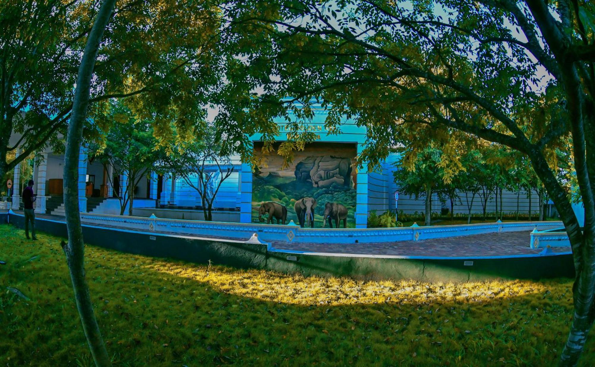 Hotel Golden Ray Dambulla Eksteriør bilde