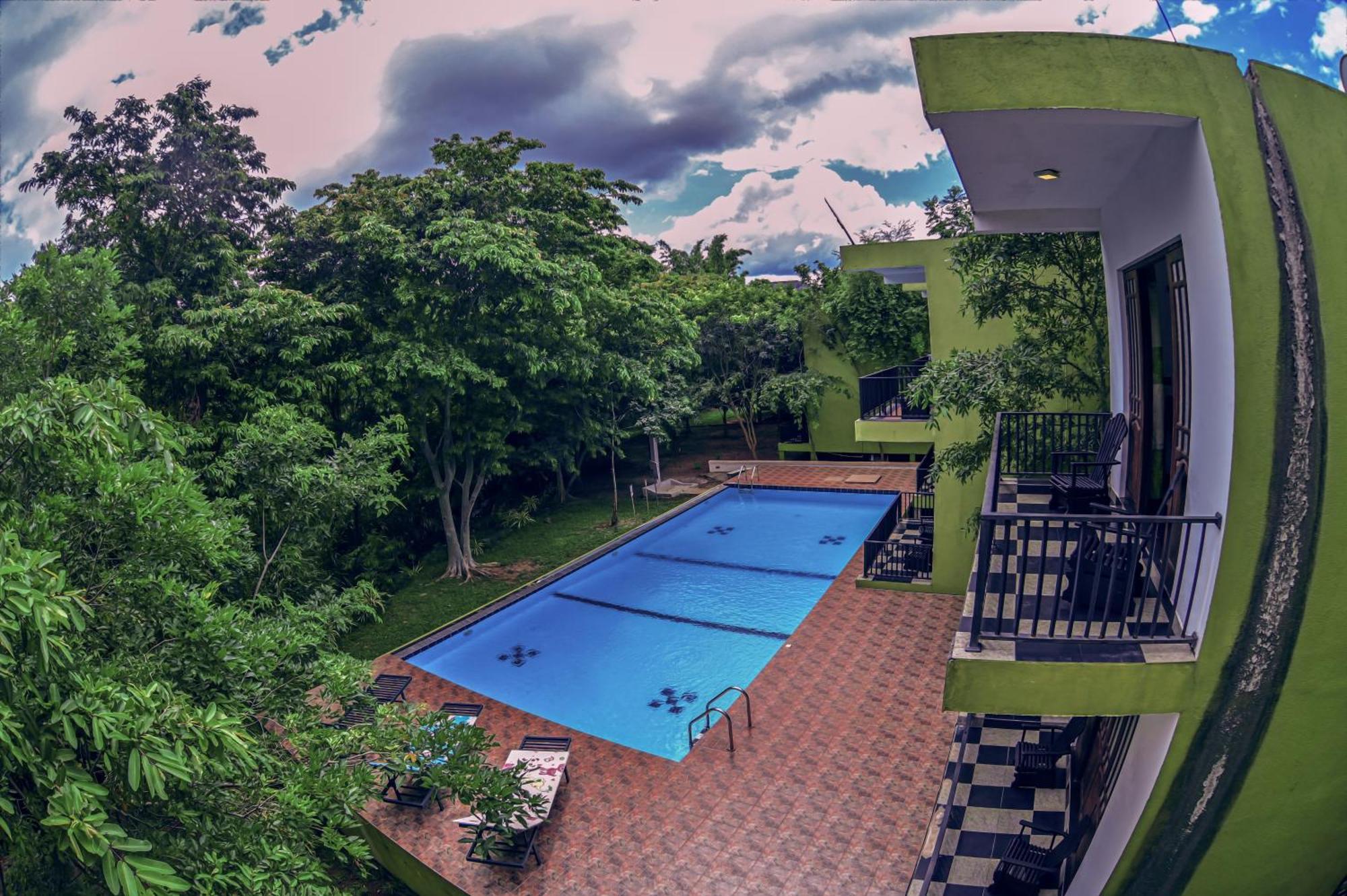 Hotel Golden Ray Dambulla Eksteriør bilde